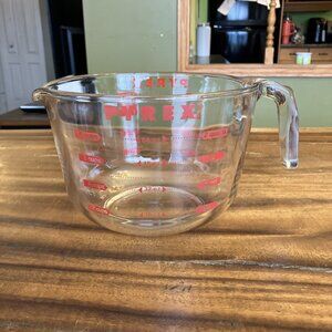 Vintage PYREX Large RED Letter 8 Cup/2L/64oz Measuring Cup/Batter Bowl USA